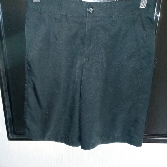 Under Armour shorts - Picture 1 of 3
